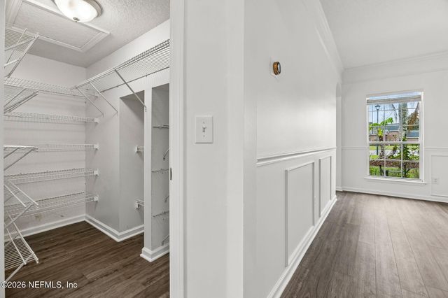 5608 CREST CREEK Drive, Jacksonville, FL 32258