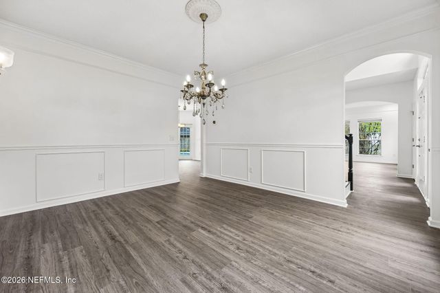 5608 CREST CREEK Drive, Jacksonville, FL 32258