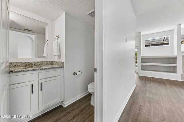 5608 CREST CREEK Drive, Jacksonville, FL 32258