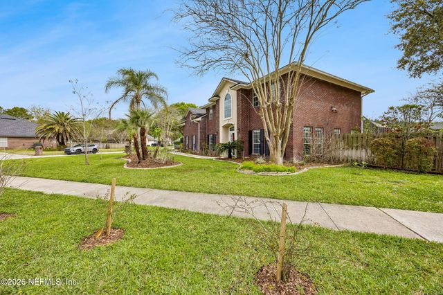 5608 CREST CREEK Drive, Jacksonville, FL 32258