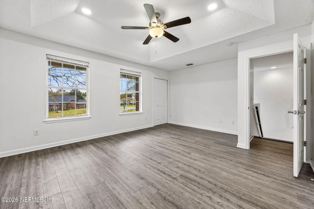 5608 CREST CREEK Drive, Jacksonville, FL 32258