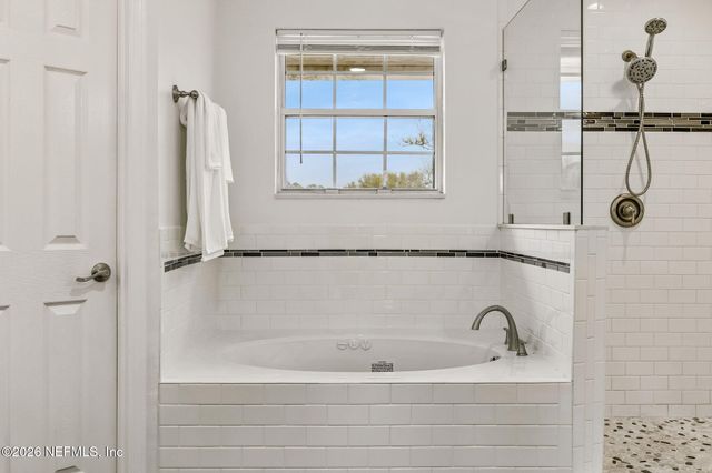 5608 CREST CREEK Drive, Jacksonville, FL 32258