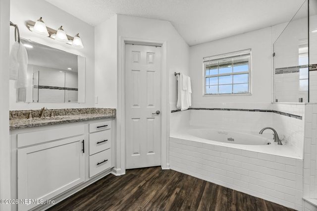 5608 CREST CREEK Drive, Jacksonville, FL 32258