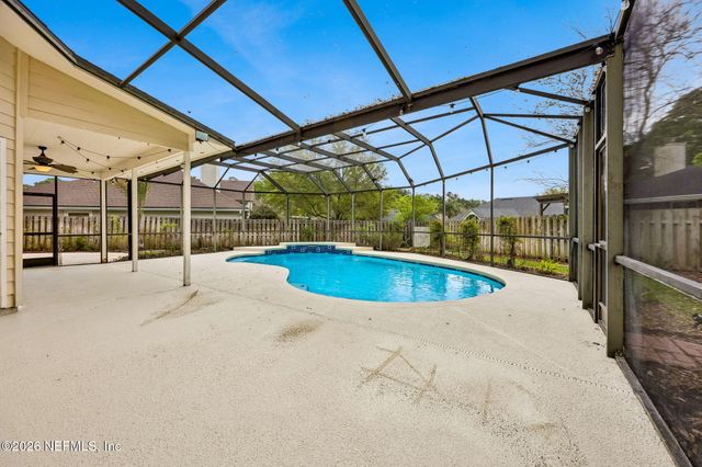 5608 CREST CREEK Drive, Jacksonville, FL 32258