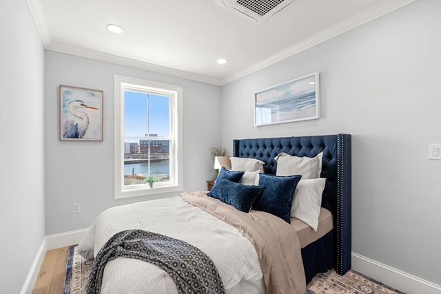 16 Franklin Street 2401, Salem, MA 01970