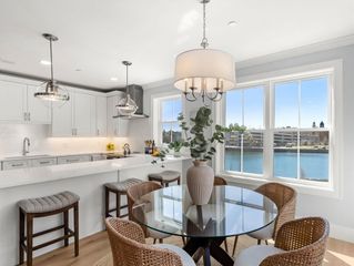 16 Franklin Street 2401, Salem, MA 01970
