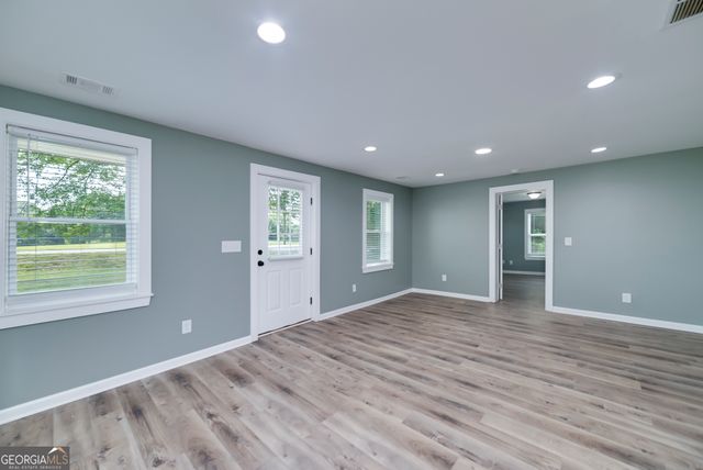598 Jefferson Highway, Winder, GA 30680