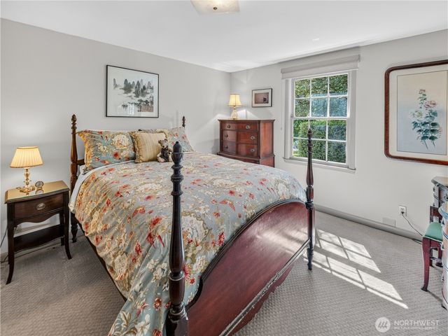 12019 Issaquah-Hobart Road SE, Issaquah, WA 98027