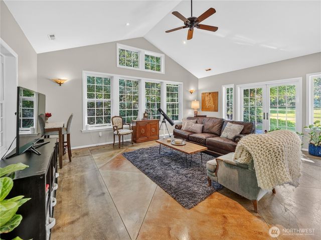 12019 Issaquah-Hobart Road SE, Issaquah, WA 98027
