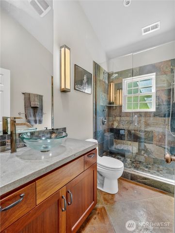 12019 Issaquah-Hobart Road SE, Issaquah, WA 98027