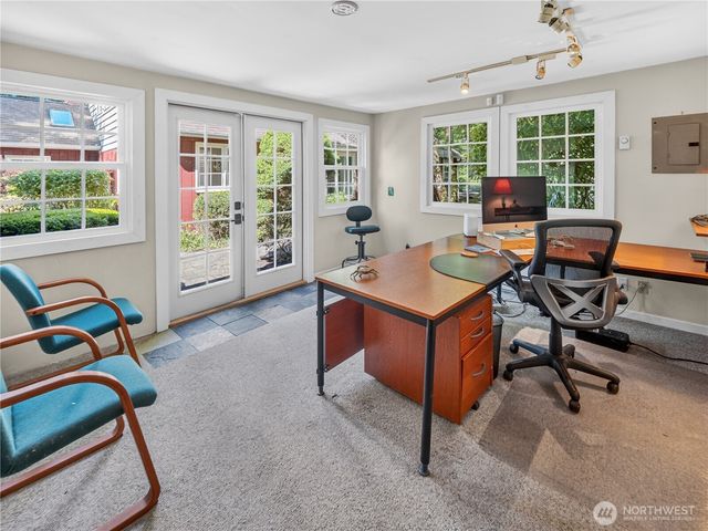 12019 Issaquah-Hobart Road SE, Issaquah, WA 98027