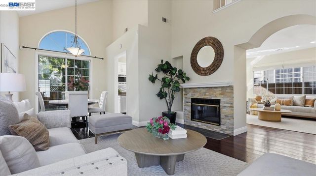34136 Finnigan Ter, Fremont, CA 94555