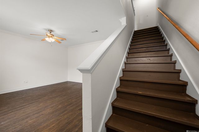 2133 Plantation Ln, Baton Rouge, LA 70820