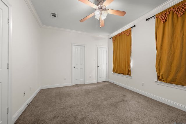 2133 Plantation Ln, Baton Rouge, LA 70820