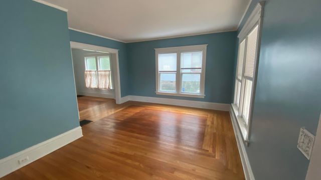 427 Den Adel Court, Kalamazoo City, MI 49001