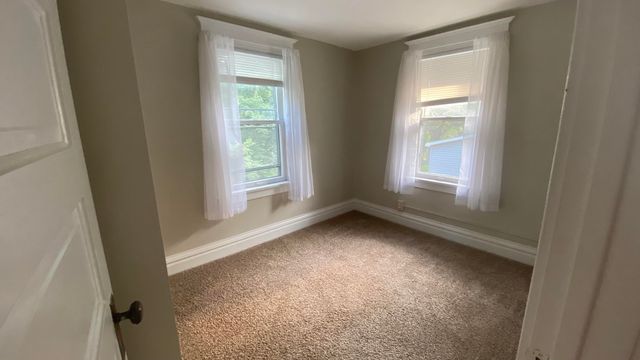 427 Den Adel Court, Kalamazoo City, MI 49001