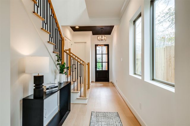 918 Peden Street, Houston, TX 77006