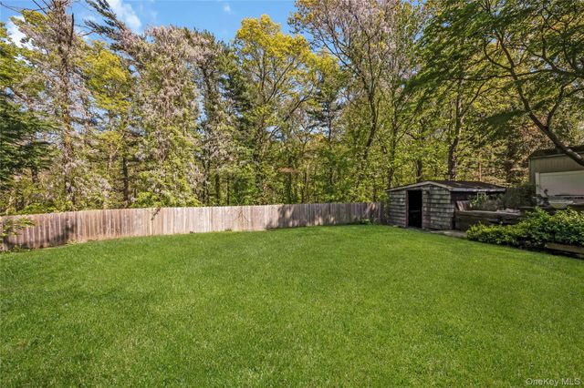 89 W Main Street, Kings Park, NY 11754