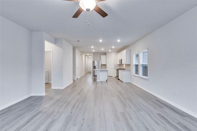 6501 Dragride RD, Buda, TX 78610