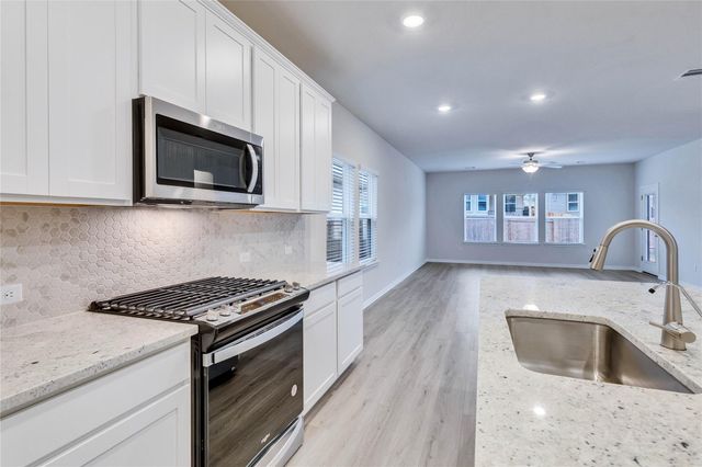 6501 Dragride RD, Buda, TX 78610