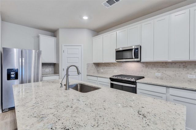 6501 Dragride RD, Buda, TX 78610