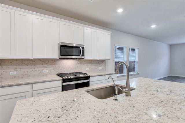 6501 Dragride RD, Buda, TX 78610