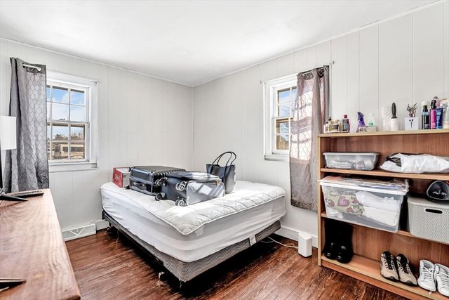 97 Bassett Ln, Barnstable, MA 02601