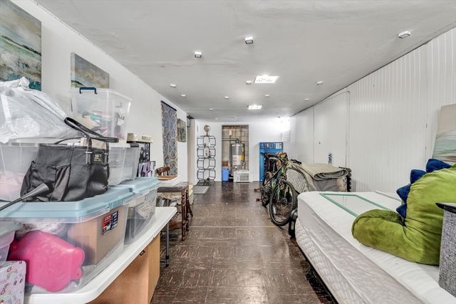 97 Bassett Ln, Barnstable, MA 02601