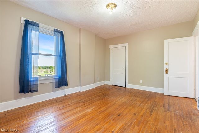 10725 Lisbon Street, Louisville, OH 44641