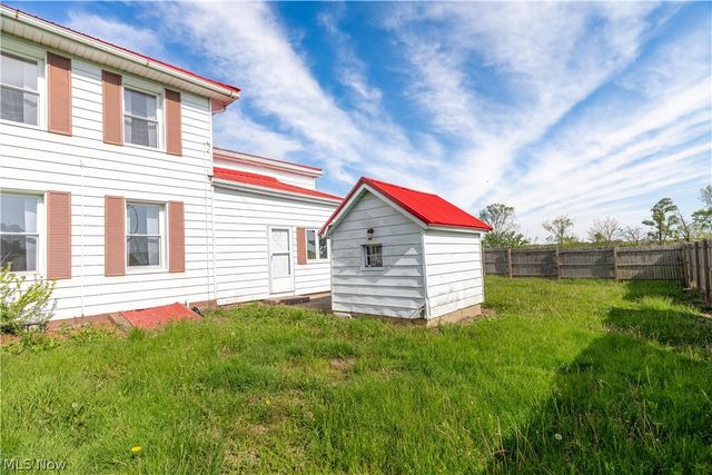 10725 Lisbon Street, Louisville, OH 44641