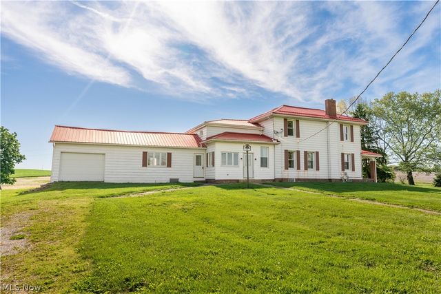 10725 Lisbon Street, Louisville, OH 44641