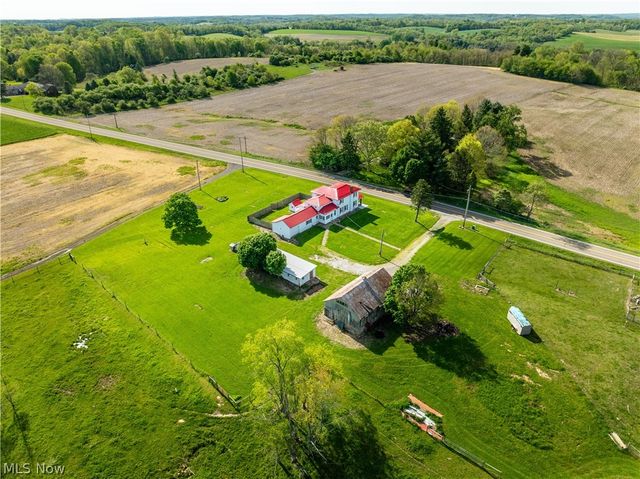 10725 Lisbon Street, Louisville, OH 44641