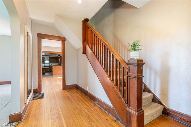 10725 Lisbon Street, Louisville, OH 44641