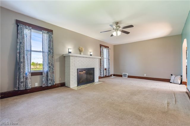 10725 Lisbon Street, Louisville, OH 44641