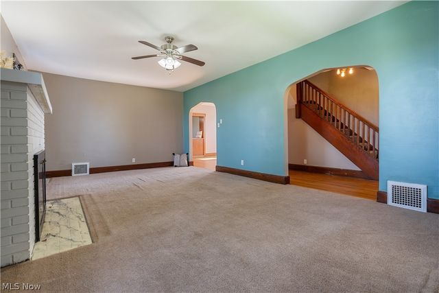 10725 Lisbon Street, Louisville, OH 44641