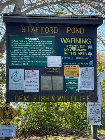 14 Glendale Ave, Tiverton, RI 02878