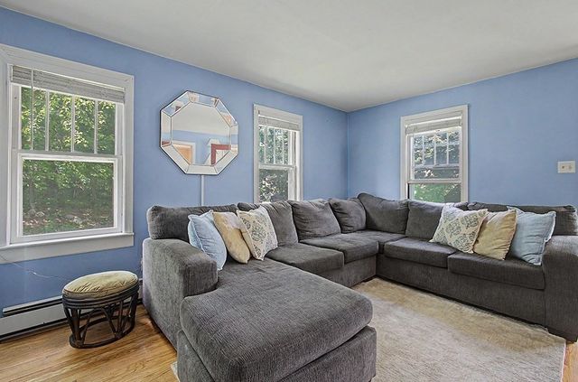 70 Groveland St, Abington, MA 02351