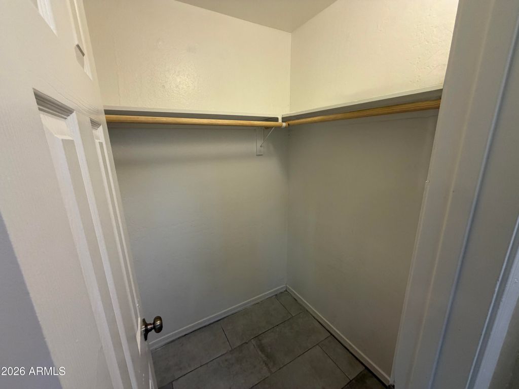 Image 16 of property listing at 7101 N 36TH Avenue 115, Phoenix, AZ 85051