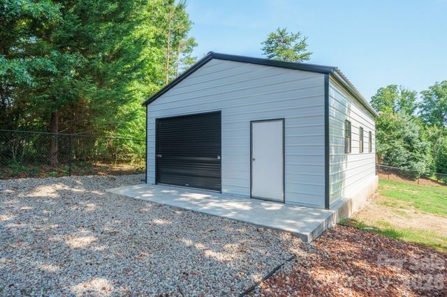 2549 S Lake Shore Road, Denver, NC 28037