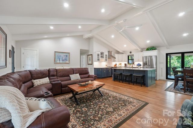 2549 S Lake Shore Road, Denver, NC 28037