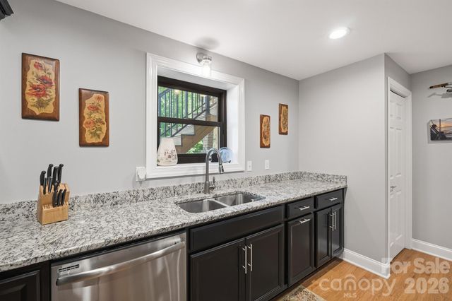 2549 S Lake Shore Road, Denver, NC 28037