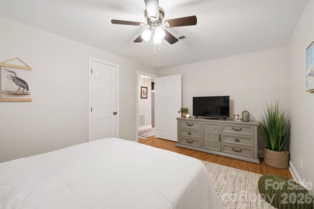 2549 S Lake Shore Road, Denver, NC 28037