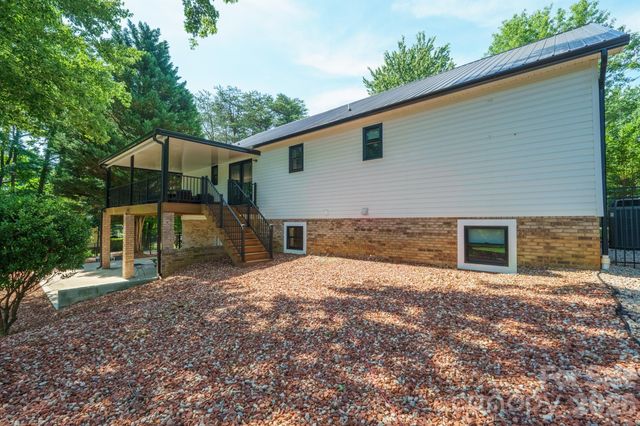 2549 S Lake Shore Road, Denver, NC 28037