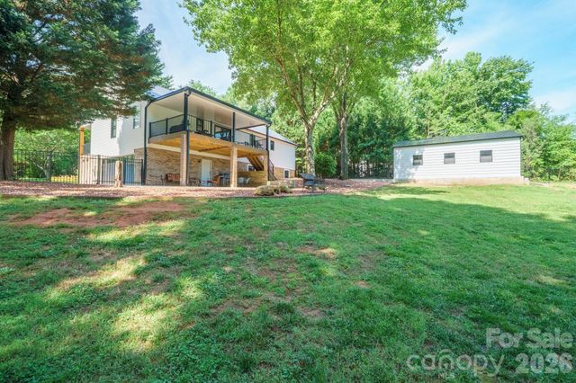 2549 S Lake Shore Road, Denver, NC 28037