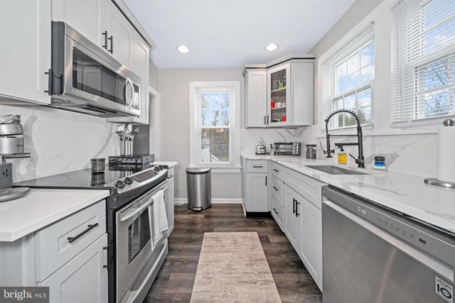 5 WOODROW AVE, Wilmington, DE 19803