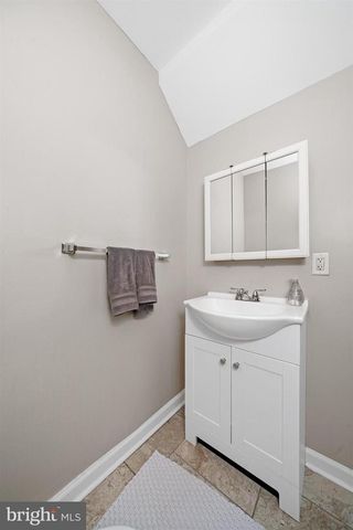 5 WOODROW AVE, Wilmington, DE 19803