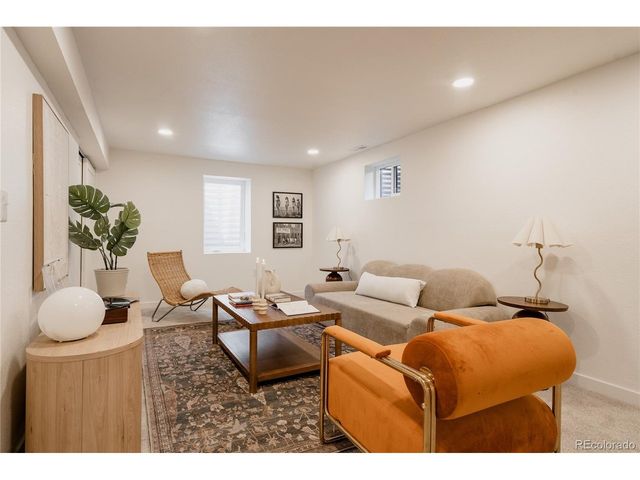 6108 S Lakeview St, Littleton, CO 80120
