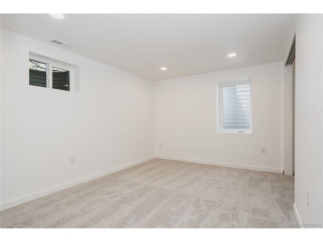 6108 S Lakeview St, Littleton, CO 80120