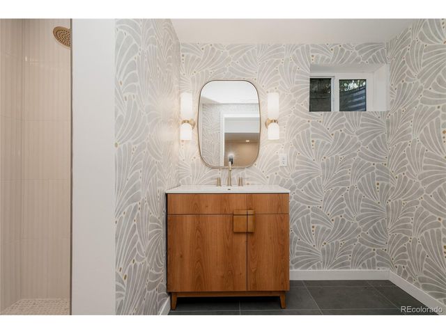 6108 S Lakeview St, Littleton, CO 80120