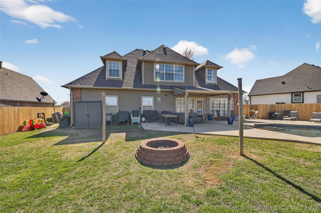 10203 E 93rd Street North N, Owasso, OK 74055